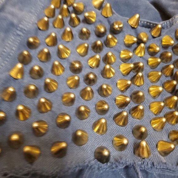 ➤ Levi's® Red Tab Cut Off Studs Shorts RP 4 LF ➤ Rihanna‘s Ragged Priest  ➤ Navy - Picture 8 of 14